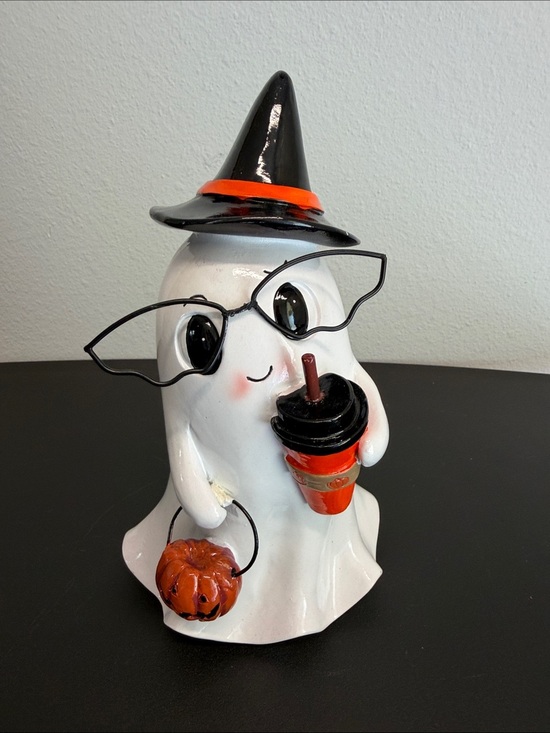 Other - Unbranded | Halloween Ghost Figurine Pumpkin Spice Latte Trick-or-Treat 🎃
